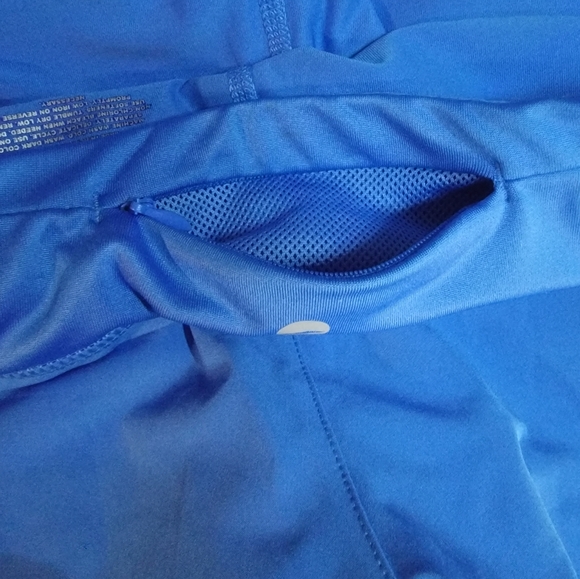Avia gym or workout shorts. Medium - Picture 5 of 6